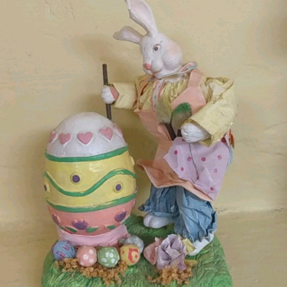 Paper Mache Easter Bunny Couple - Picture 2 of 9